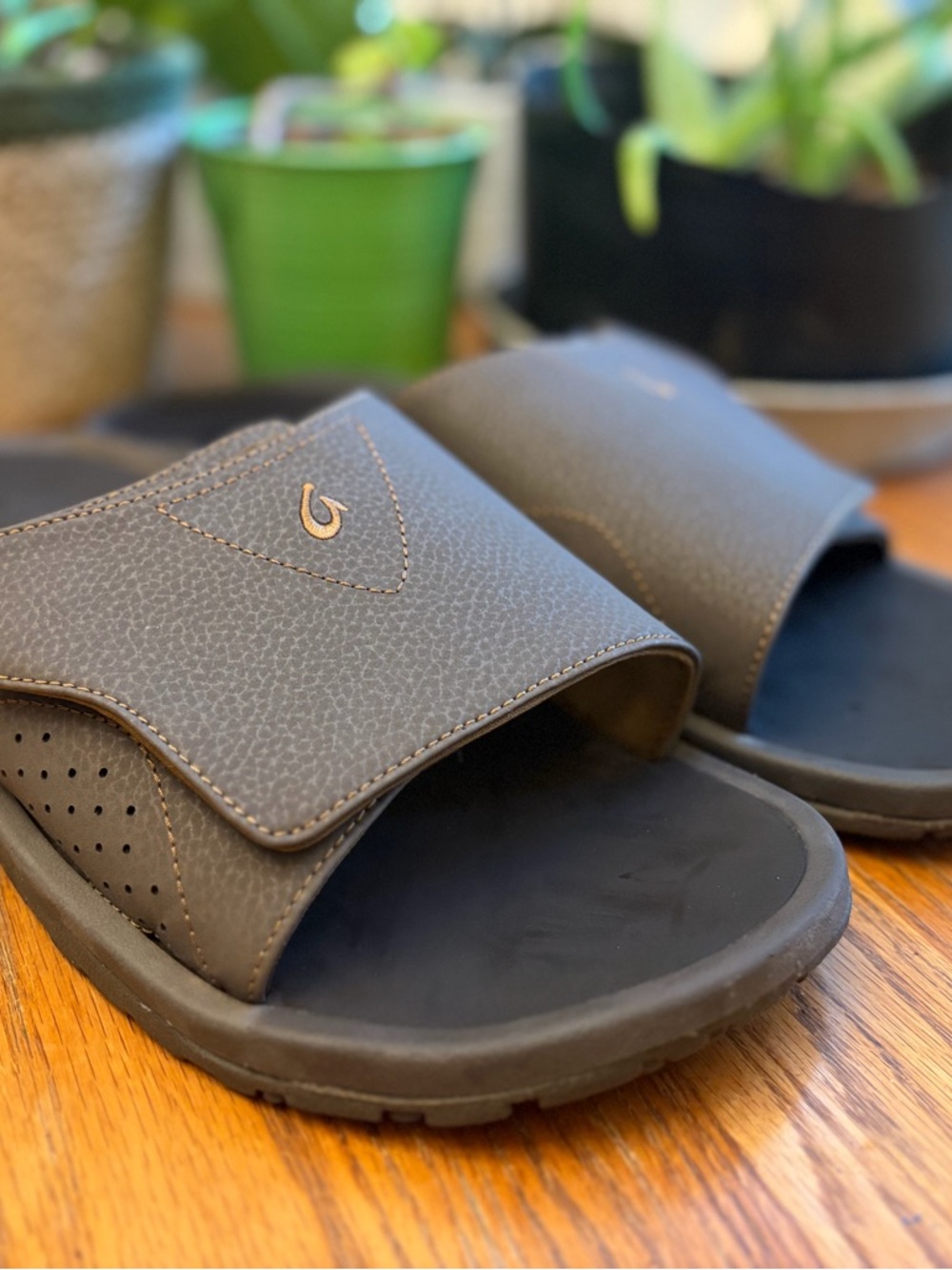 Olukai slide sandals Nalu casual brown adjustable shoes Size 15 - EUR 48 Beach
